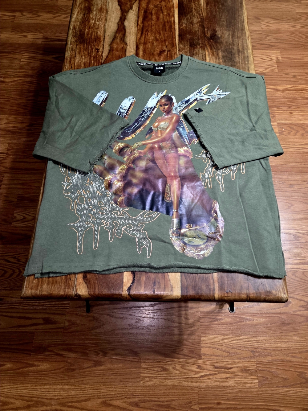 Switch Men's Olive Graphic Short Sleeve Tee with Luxe Print. Size Large. - Picture 2 of 8